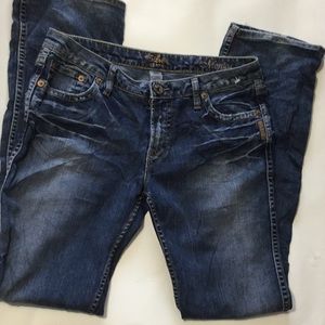 Silver Jeans Monica size 32 tag says length is 33, but 32 when I measure